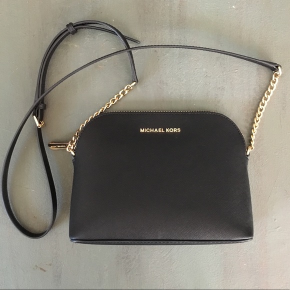Michael Kors Handbags - Michael Kors Saffiano Leather Crossbody